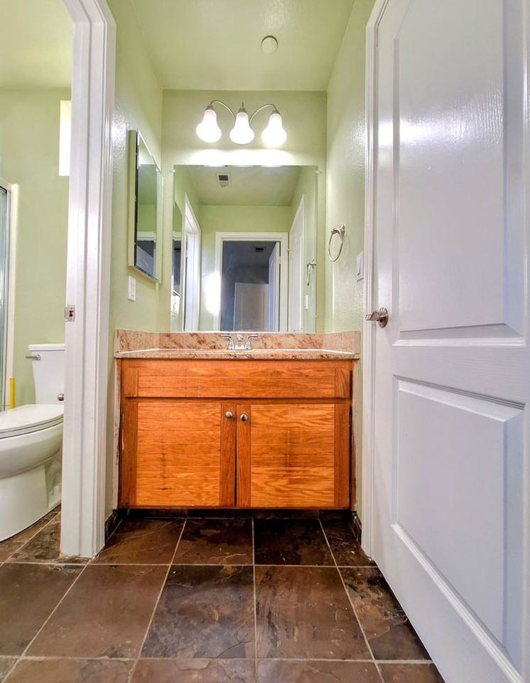 1499 Gingerwood Dr - Photo 4 of 35