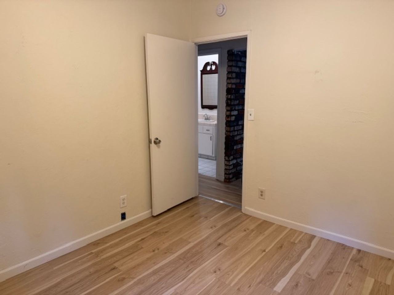 7122 Oak Ridge Rd - Photo 6 of 9