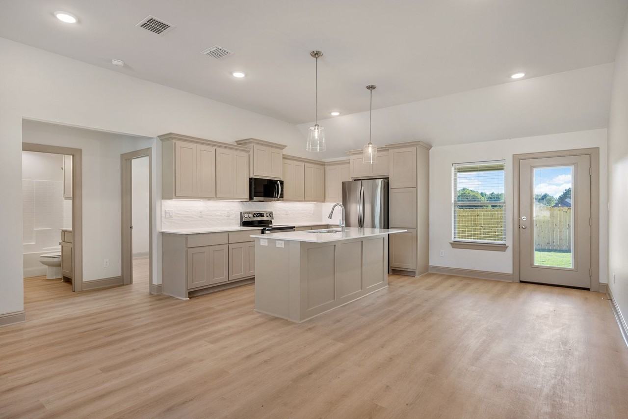 3194 Dogwood Park Ct - Photo 5 of 27