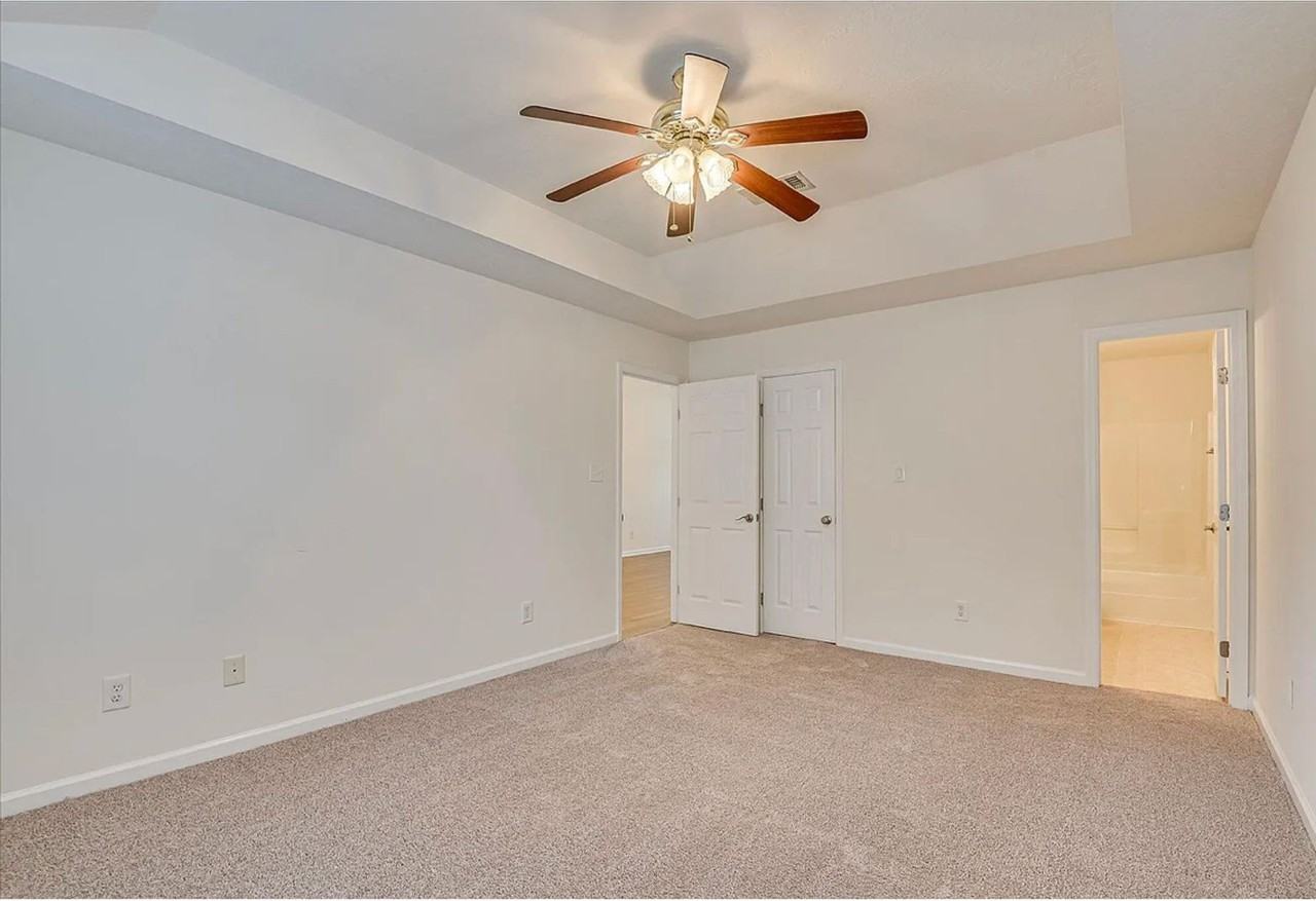 307 Brock Ln - Photo 5 of 9