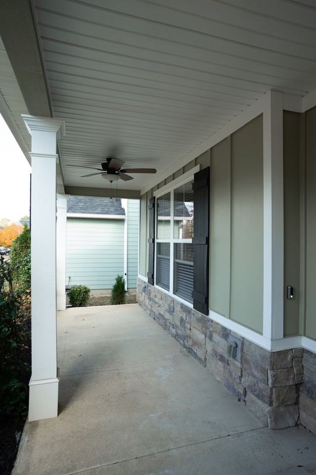 657 Tree Top Trl - Photo 3 of 42