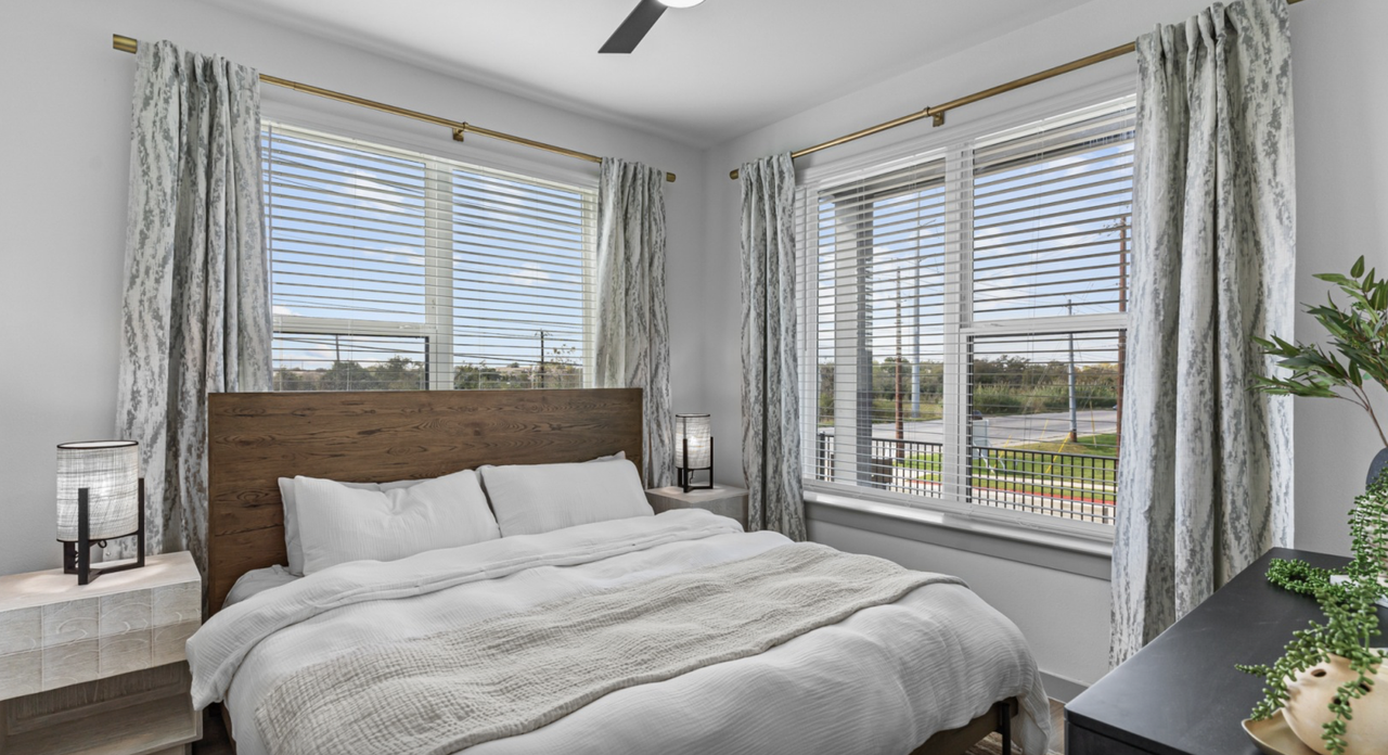 13510 Lazyridge Drive - Photo 5 of 26