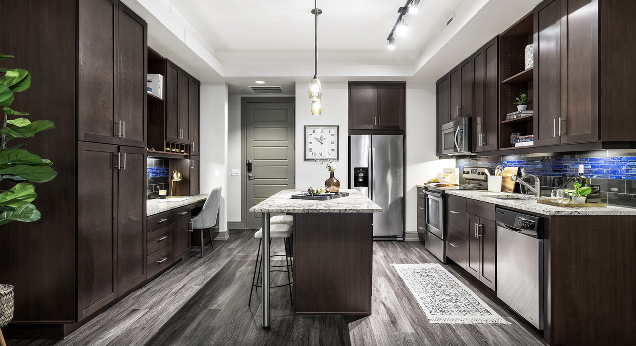 11301 Burnet Road - Photo 3 of 11