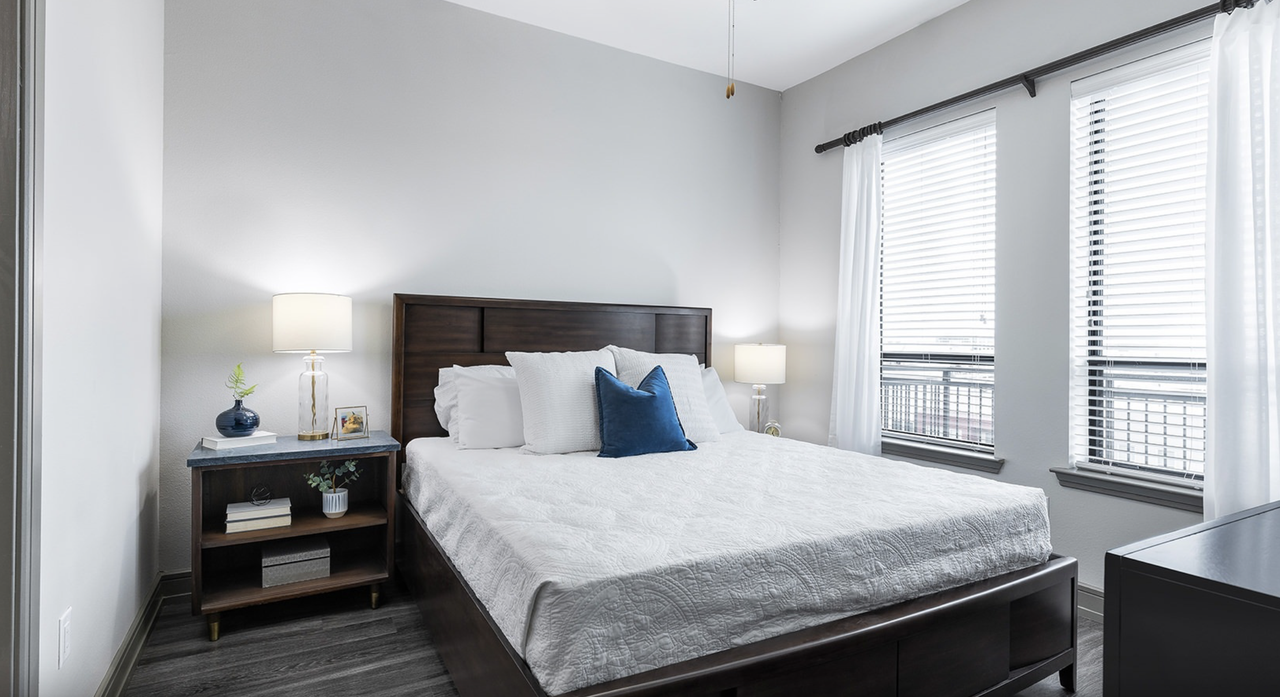 11301 Burnet Road - Photo 4 of 11