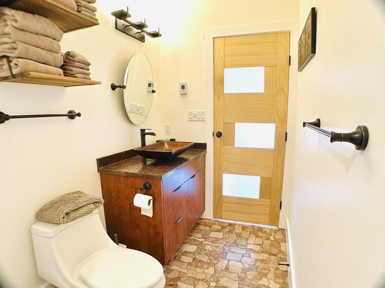 580 Radant Rd - Photo 5 of 19