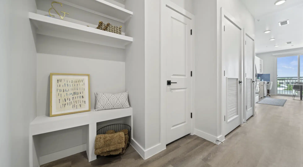 6812 North Lamar Boulevard - Photo 6 of 15