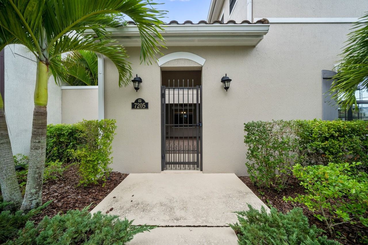 7205 Primavera Ln - Photo 2 of 45