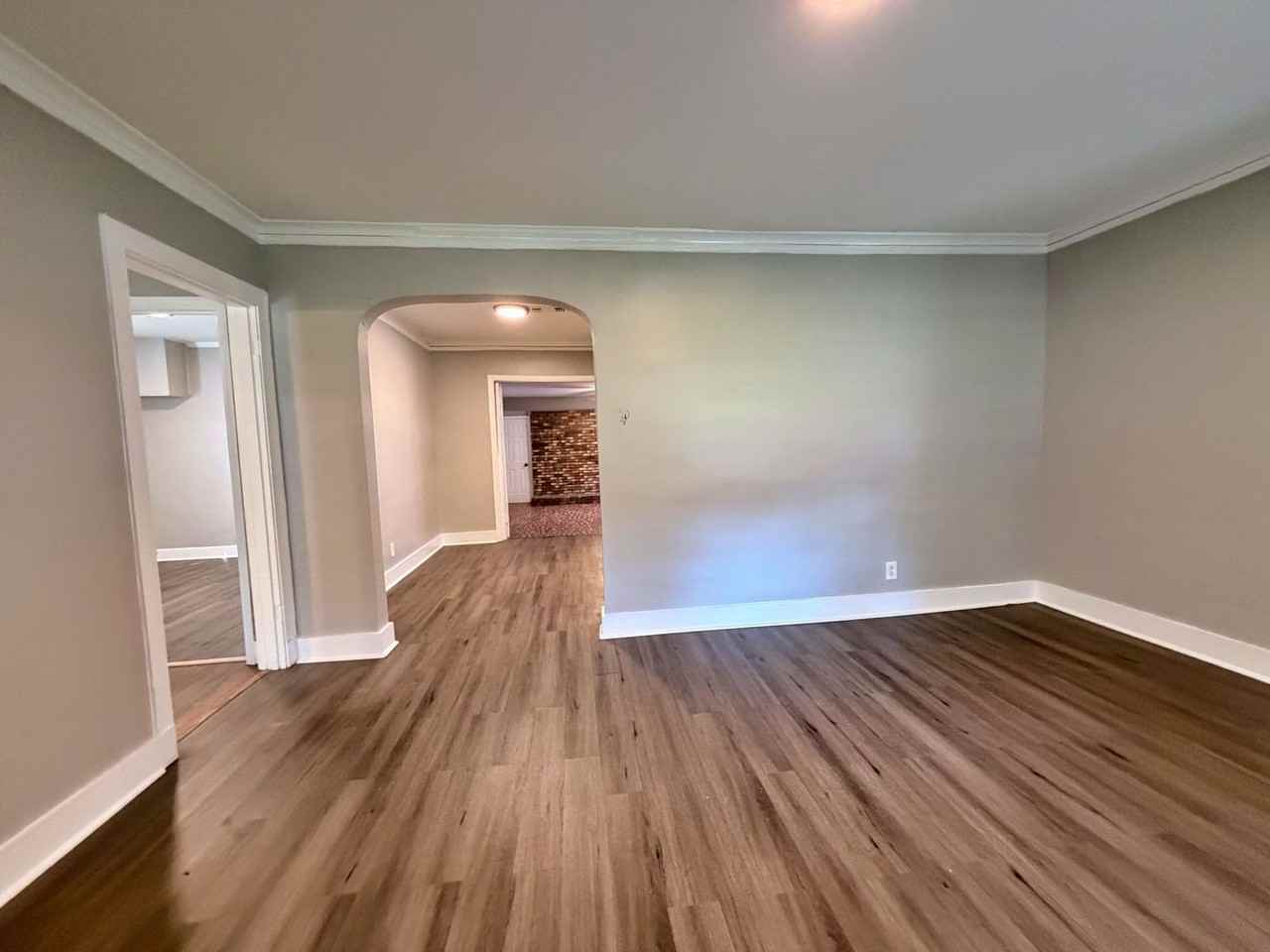 2644 Burns Avenue - Photo 3 of 19