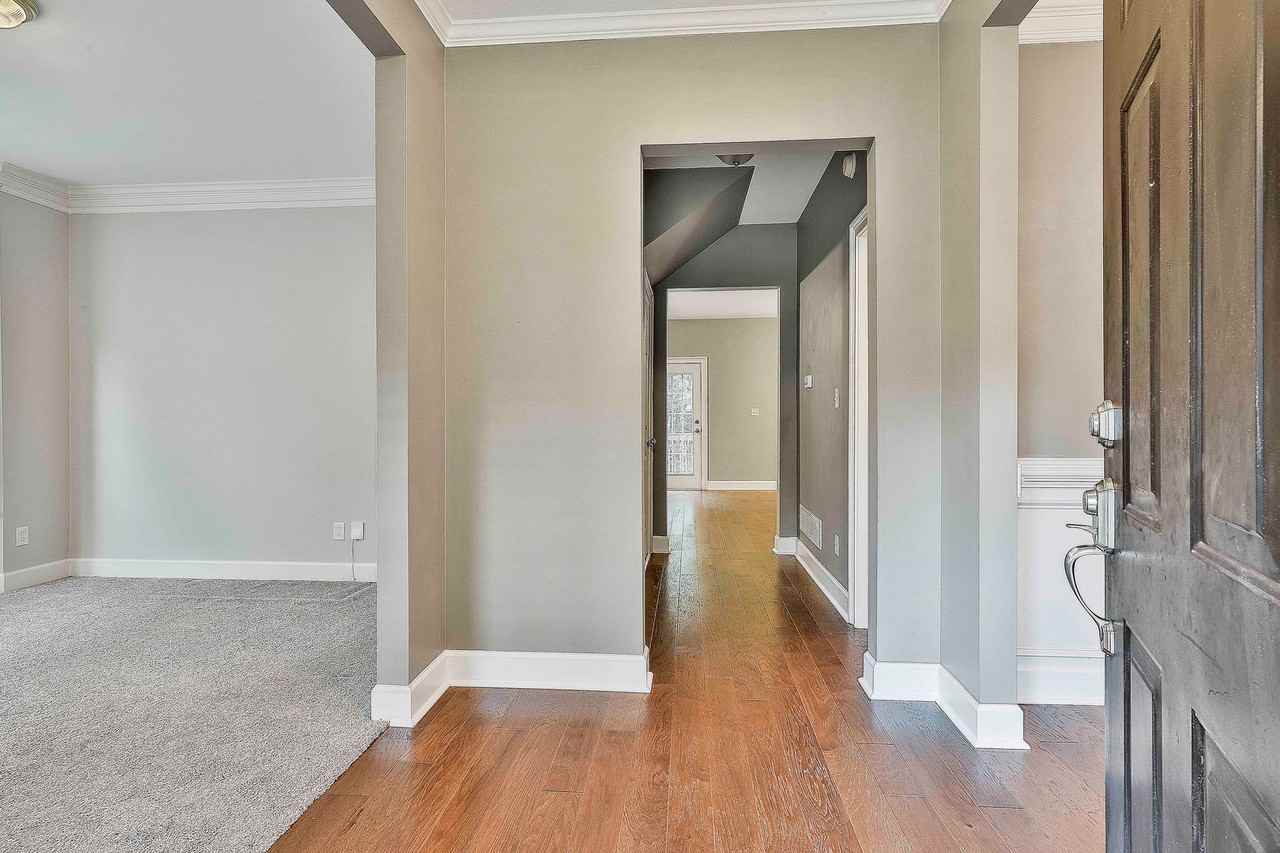 145 Driftwood Trl - Photo 4 of 31