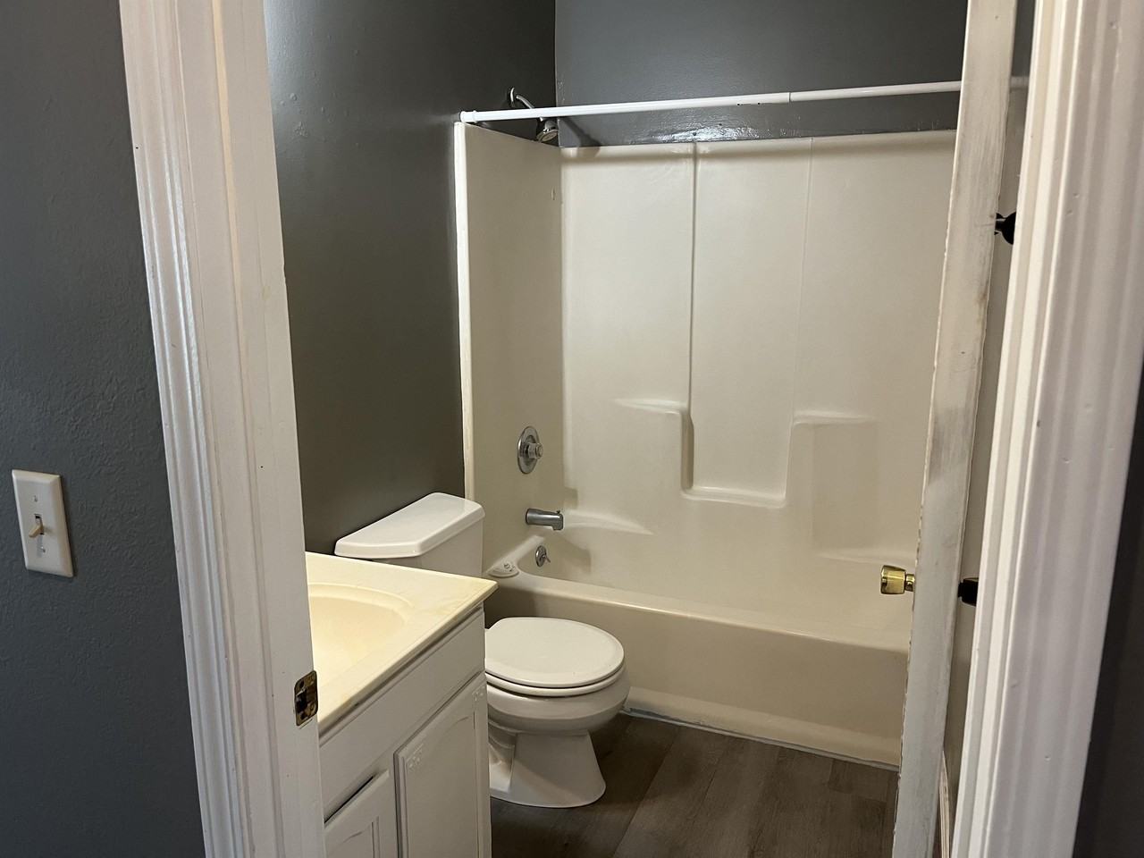 320 Stratford Way #2 - Photo 2 of 8