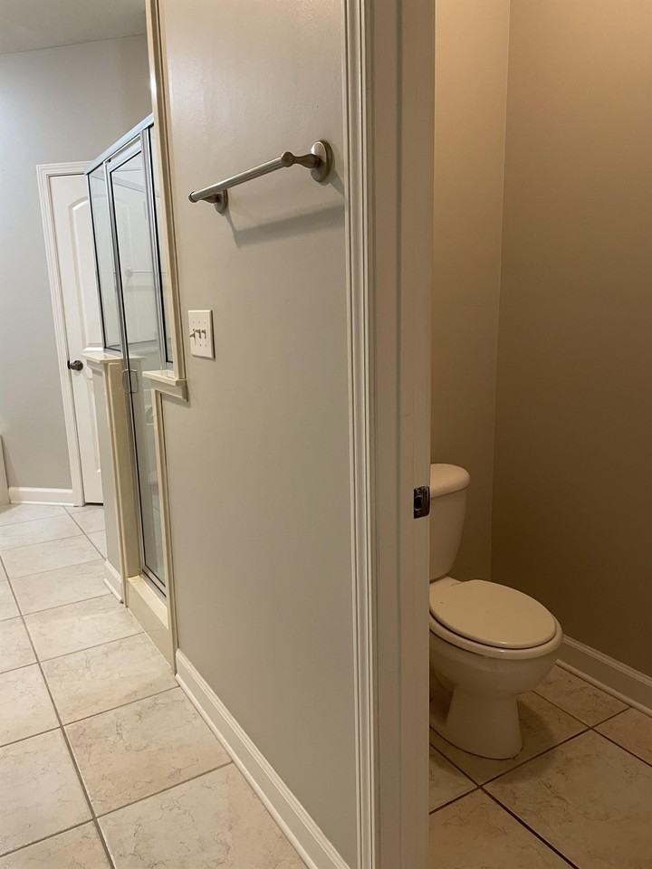 10230 Adikson Dr - Photo 5 of 24