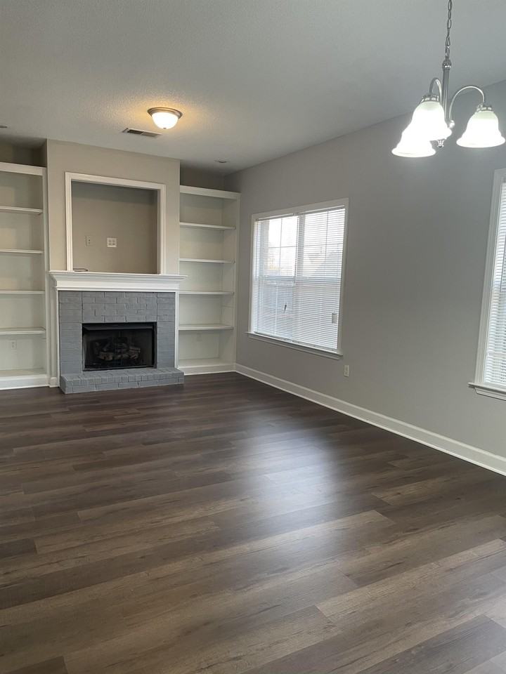 10230 Adikson Dr - Photo 7 of 24