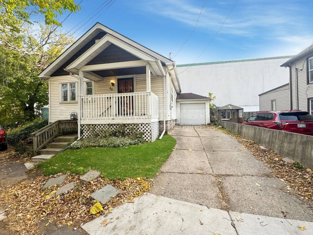 40 Page Street Northeast