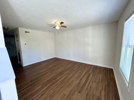featured image of 1322 Autumn Ave #B4