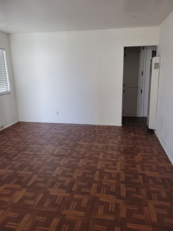 3534 W 139th St - Photo 7 of 8