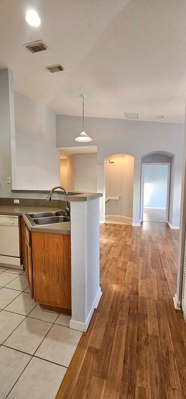 3078 Laurel Ridge Cir - Photo 7 of 11