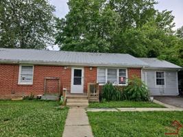 featured image of 555 E 20th St