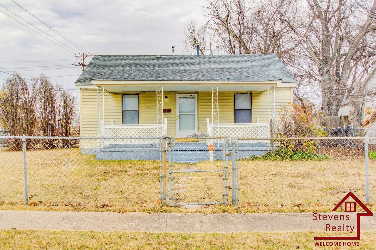 815 Sw H Ave - Photo 5 of 14