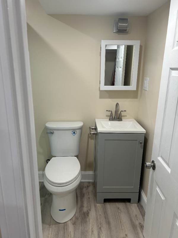 543 Central Street - Photo 4 of 17