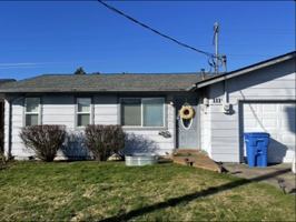 featured image of 111 Green Acres Dr #B