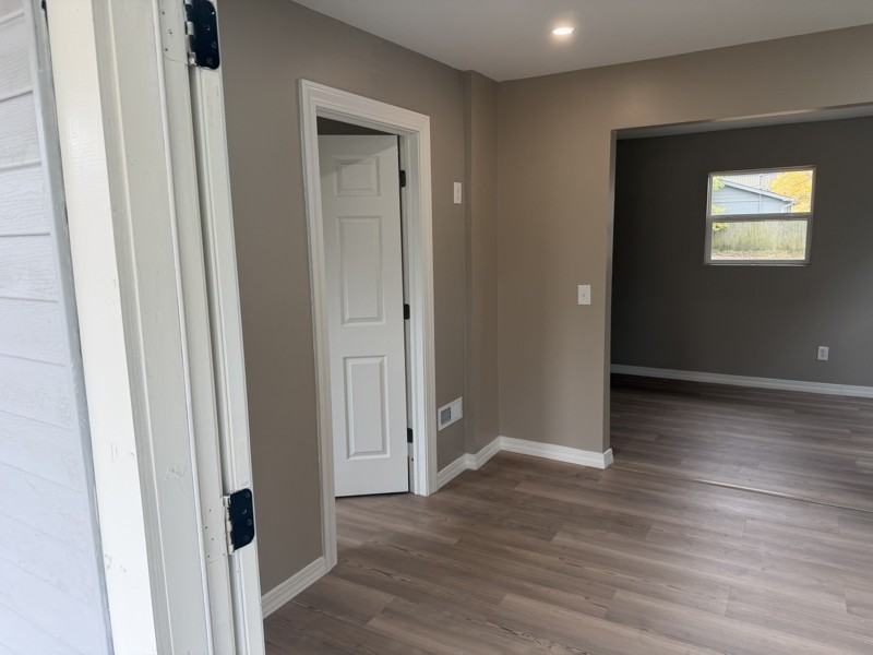 1615 Lawton Avenue - Photo 6 of 16