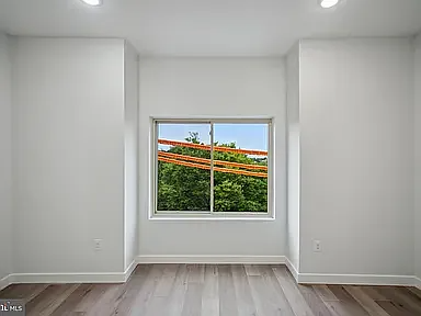 2212 N Marshall St #10 - Photo 4 of 14