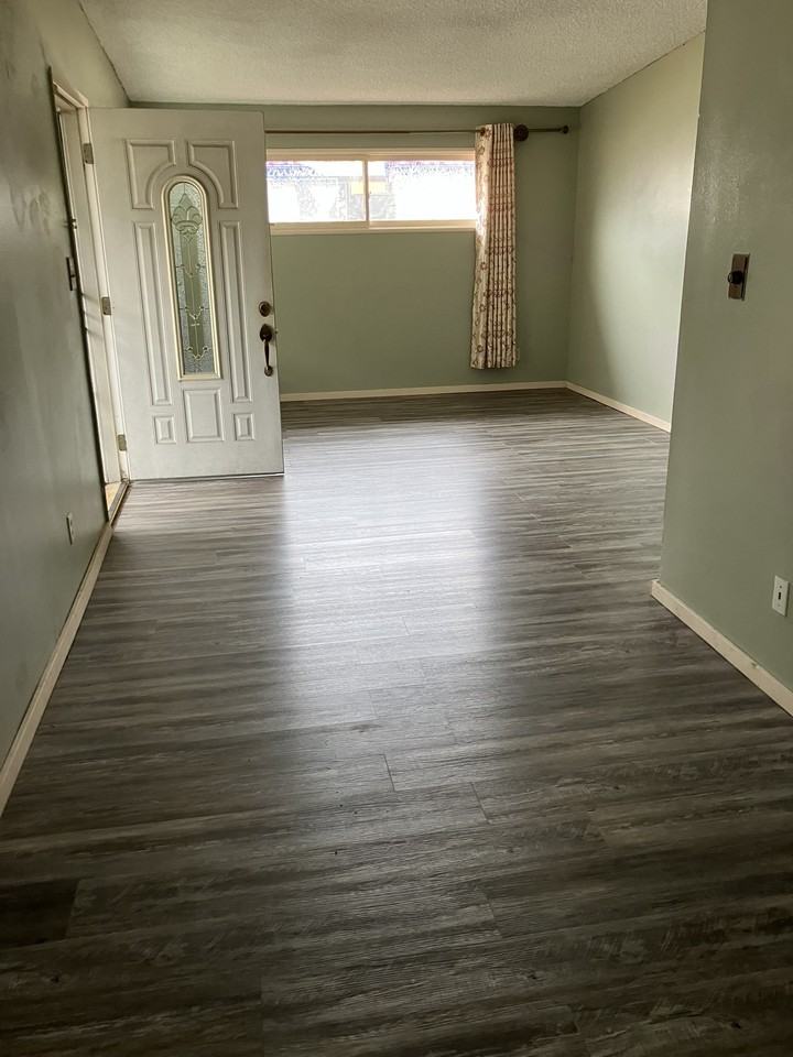 3706 Clairemont Mesa Blvd #NA - Photo 2 of 7