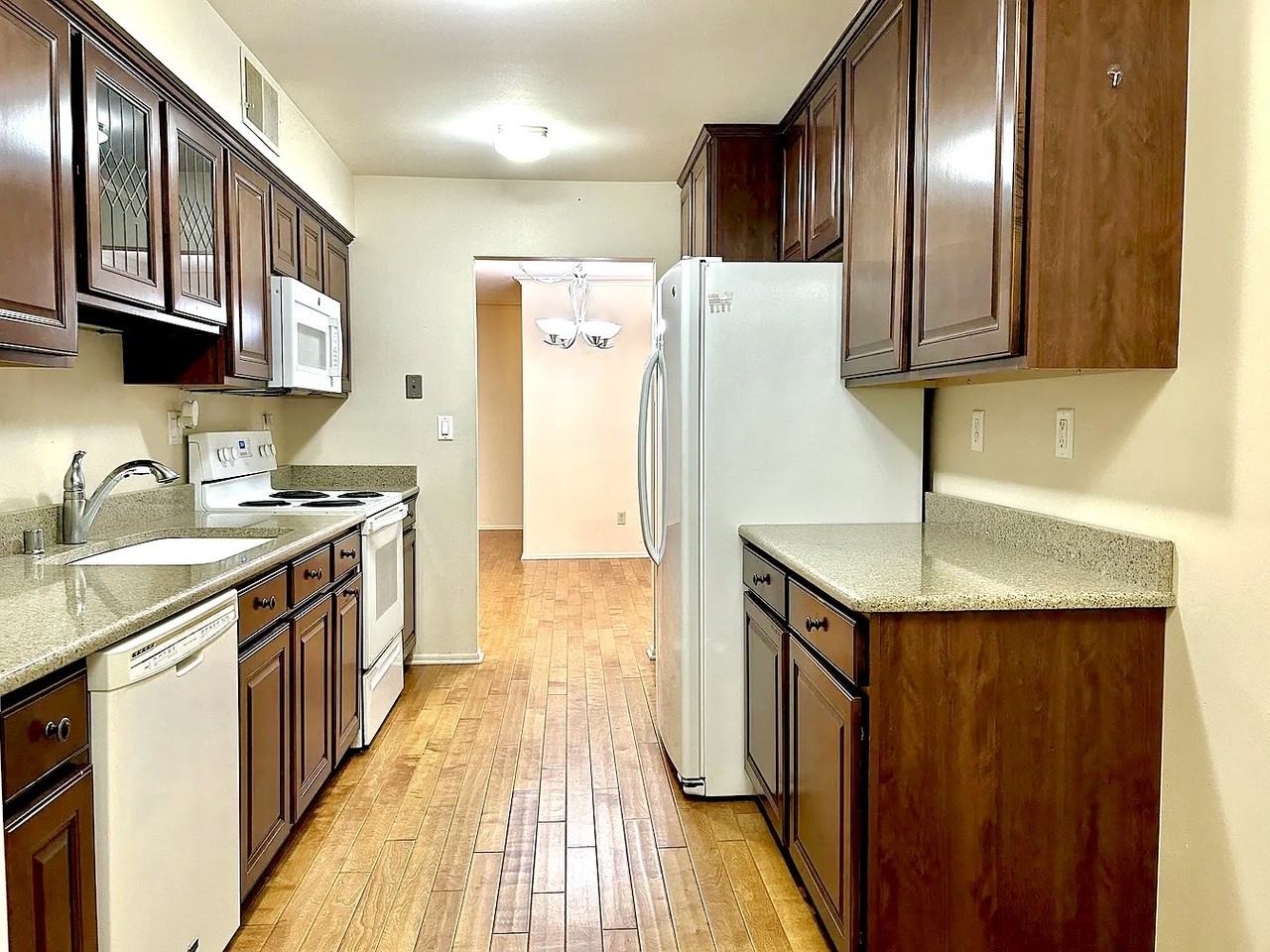 1818 E Shorewood Blvd #310 - Photo 6 of 13