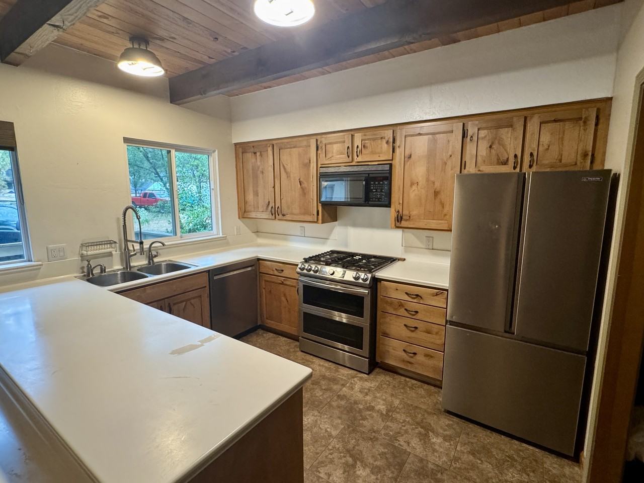 19380 Pleasant View Drive #NA - Photo 7 of 16