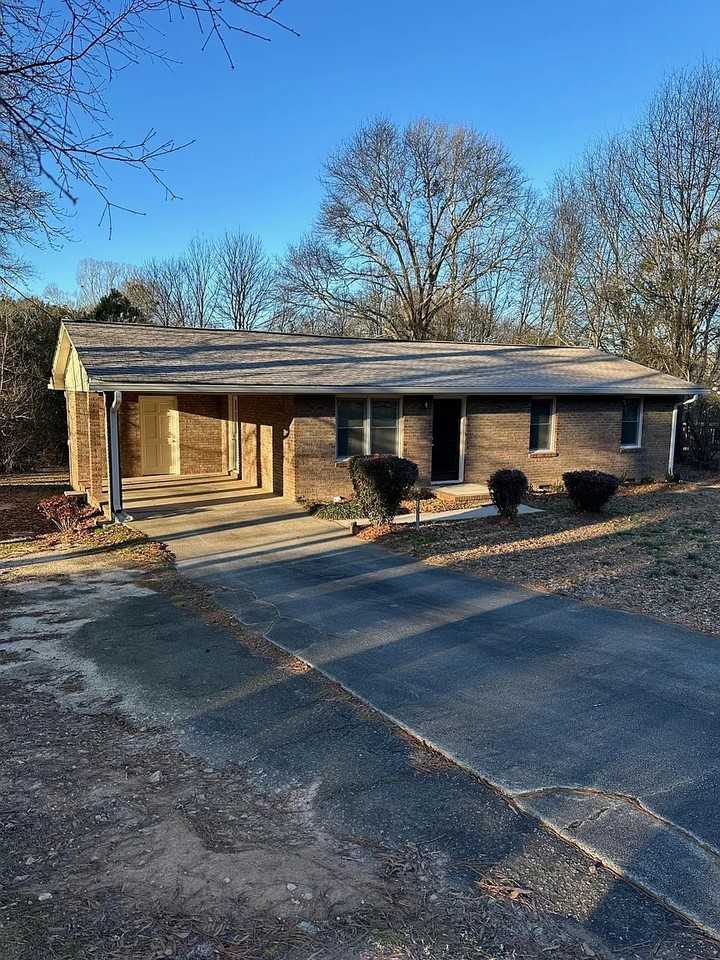 326 Rooks Road #NA - Photo 2 of 23