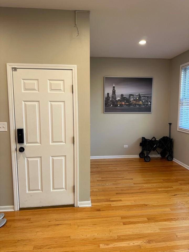 3739 North Kenmore Avenue #2 - Photo 5 of 23