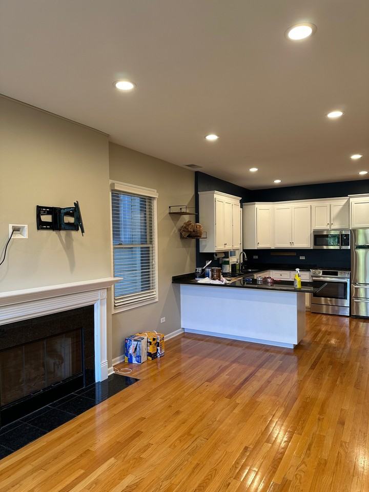 3739 North Kenmore Avenue #2 - Photo 6 of 23