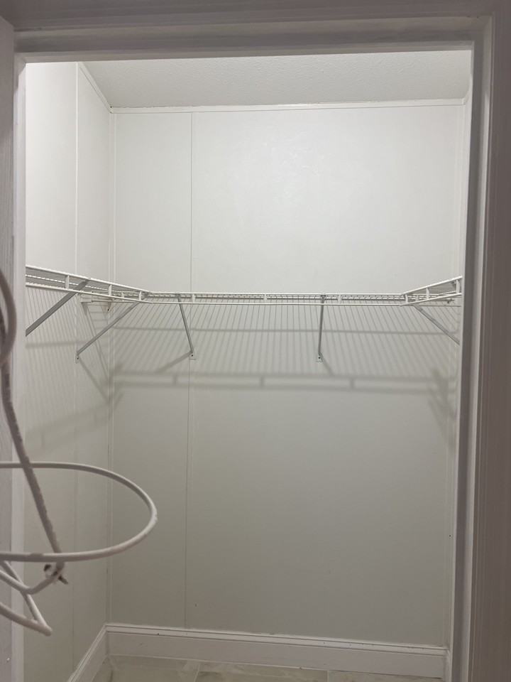 2373 Sw Wynnewood St #NA - Photo 2 of 12