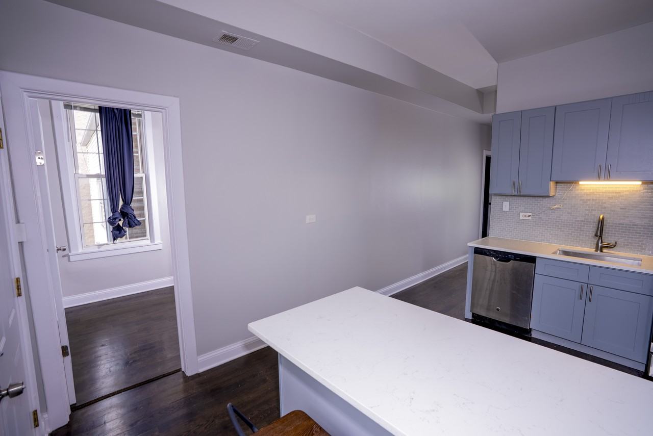 2709 W Haddon Ave #3 - Photo 5 of 10