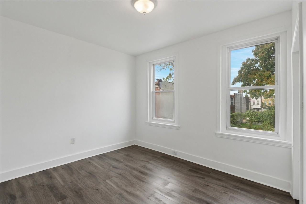 2435 N Garnet St - Photo 4 of 14