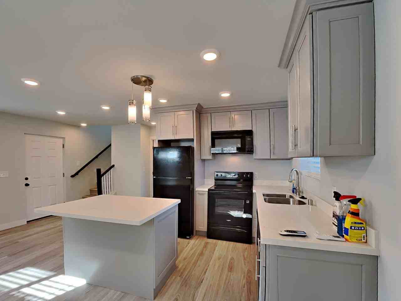 1700 104th Avenue - Photo 3 of 17