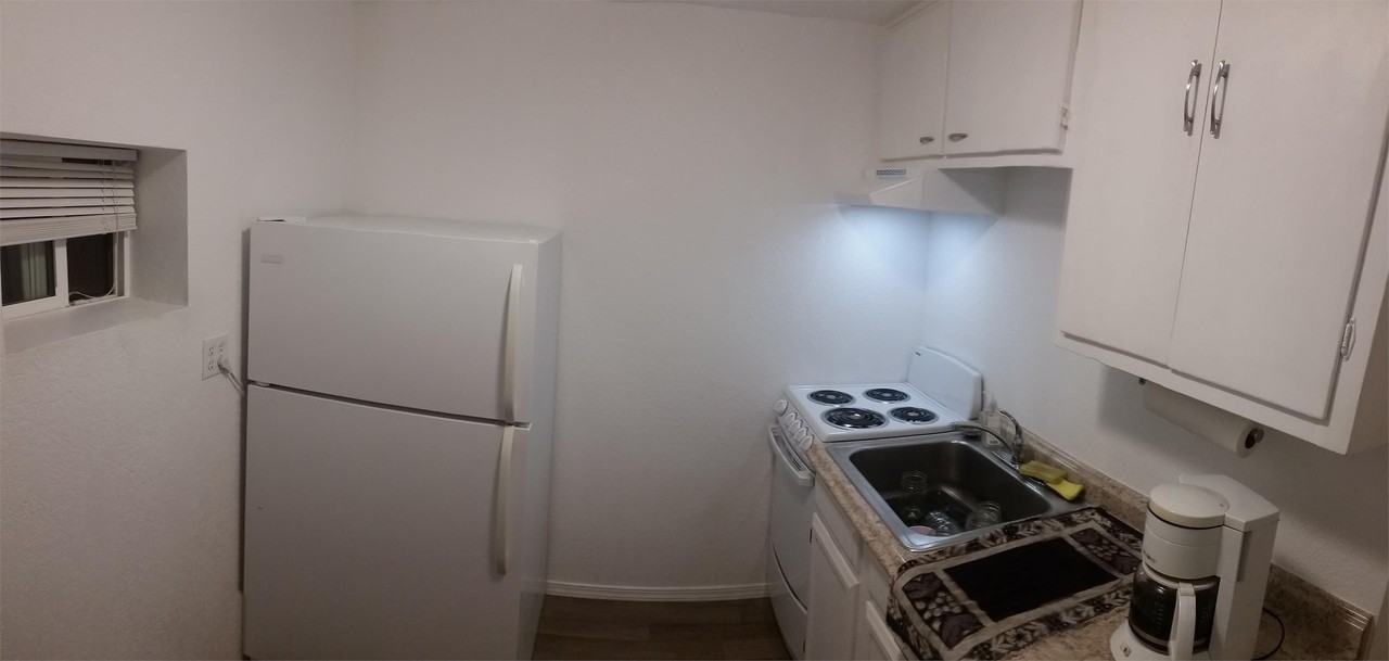 112 Pine Street - Photo 4 of 10