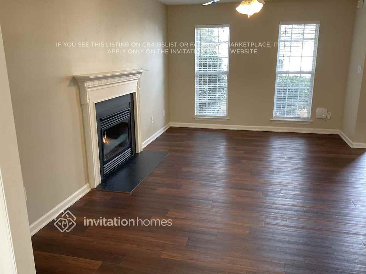 2419 Ivy Run Dr - Photo 3 of 16