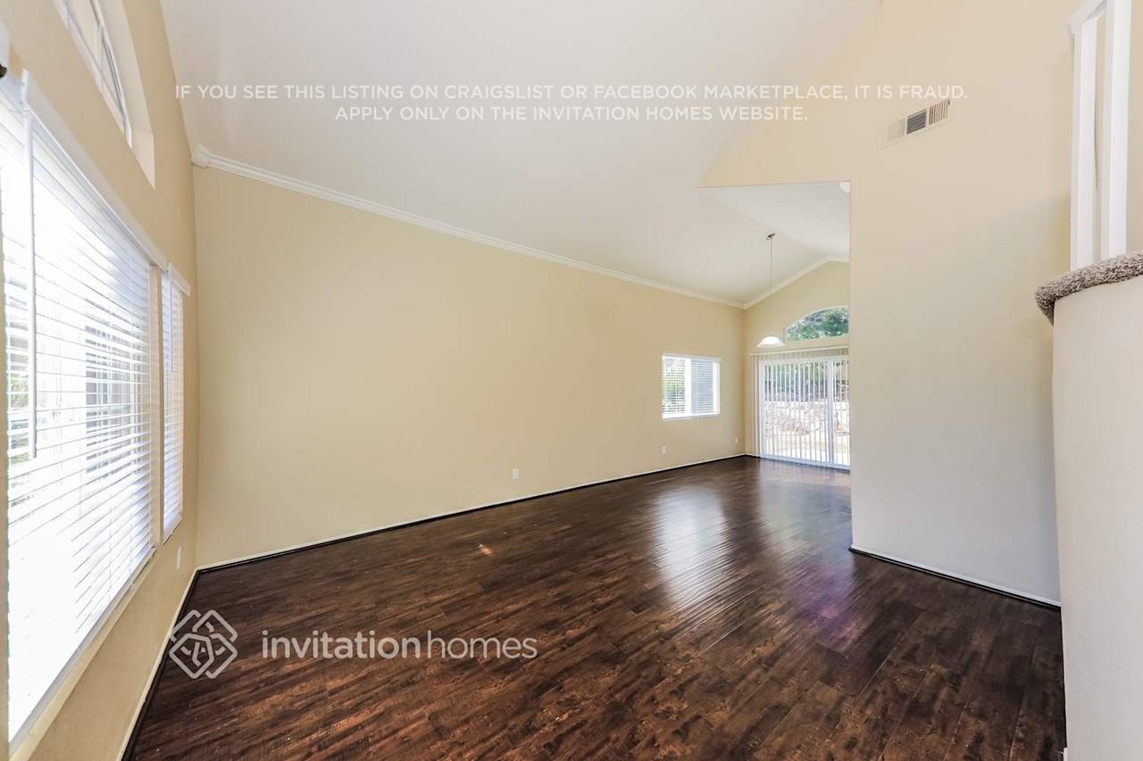 23842 Sweet Pea Court - Photo 5 of 18