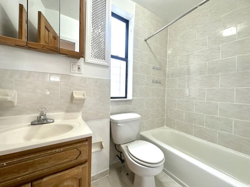 112 Haven Avenue - Photo 5 of 7