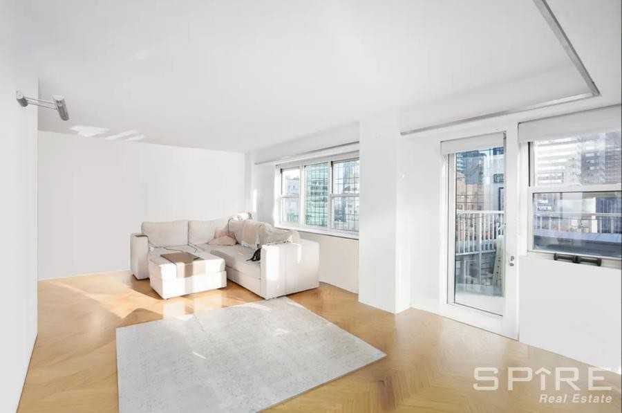 153 East 57th Street - Photo 3 of 10