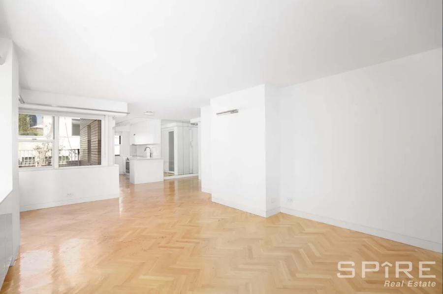 153 East 57th Street - Photo 7 of 10