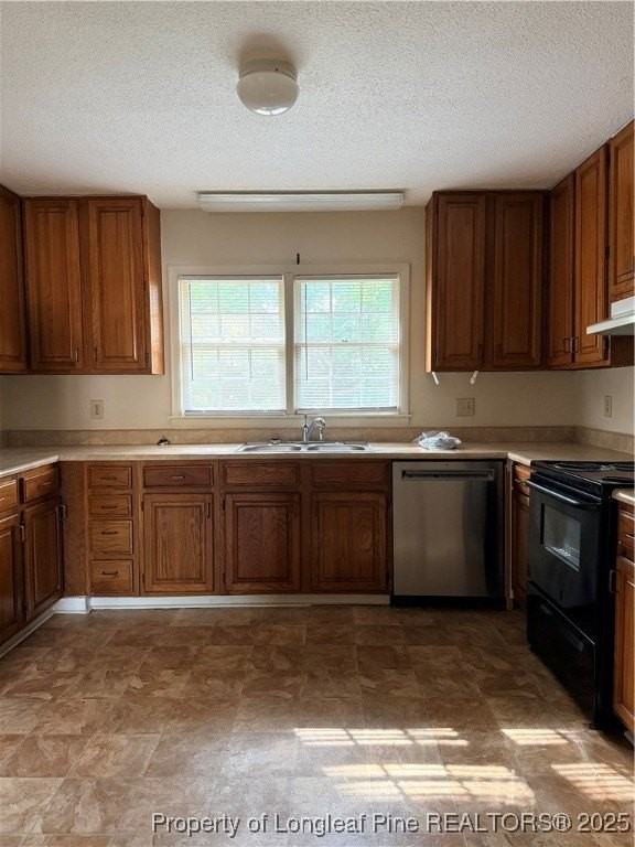 7175 Lansing Ct - Photo 4 of 14