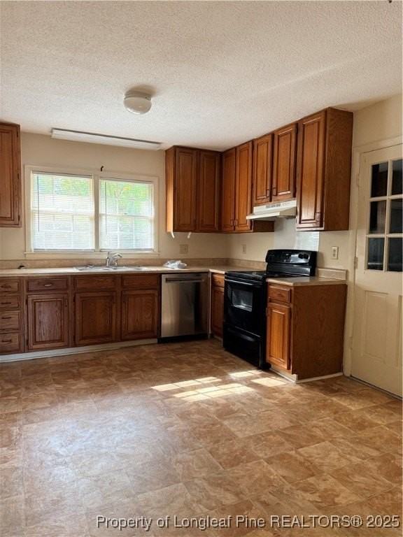 7175 Lansing Ct - Photo 5 of 14