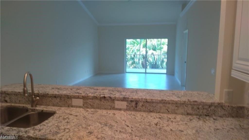 1057 Winding Pines Cir - Photo 4 of 21