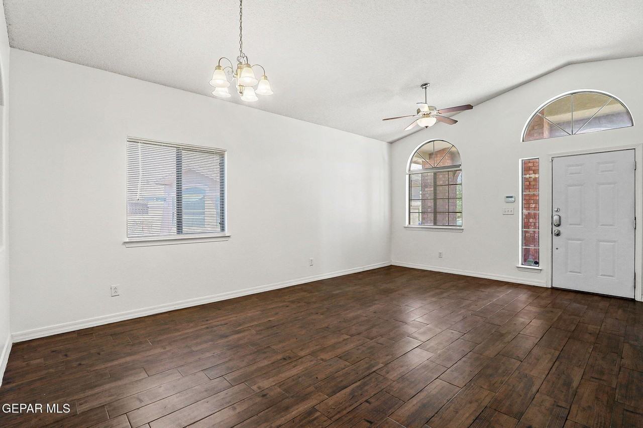 3141 Fury Point Place - Photo 3 of 50