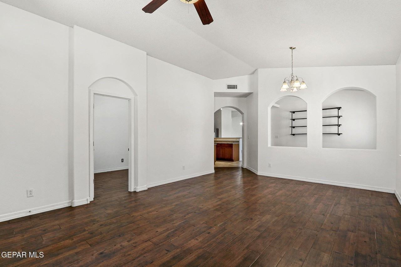 3141 Fury Point Place - Photo 5 of 50