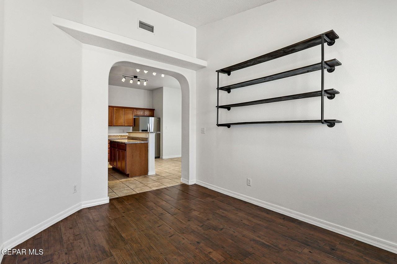 3141 Fury Point Place - Photo 7 of 50