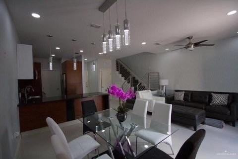 2210 East 1st Street #12 - Photo 3 of 12