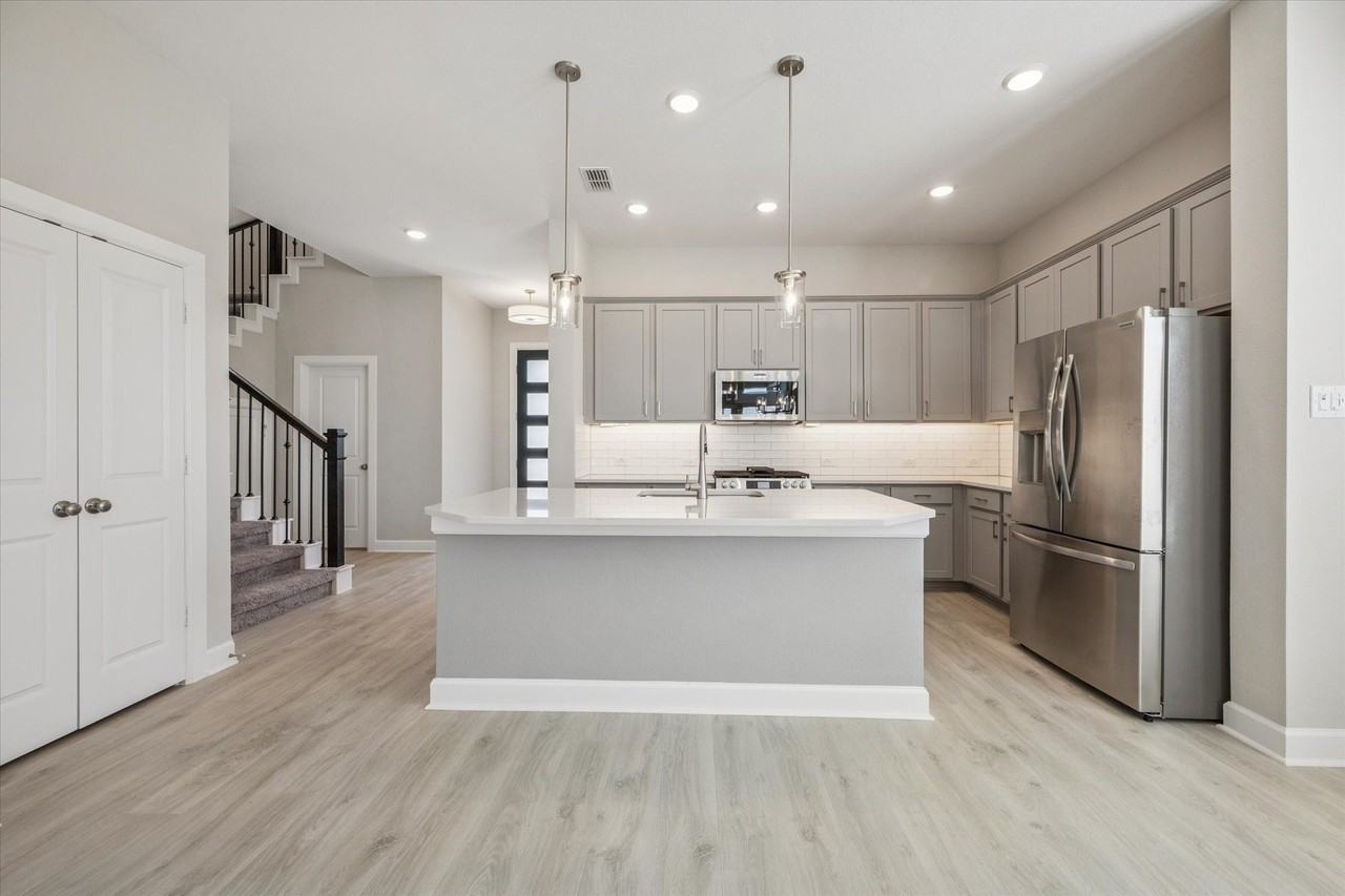 5518 Kindle Aly - Photo 4 of 20